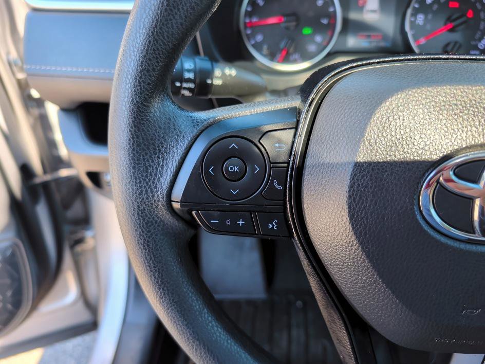 Used 2019 Toyota RAV4 XLE w/ Convenience Package image 19