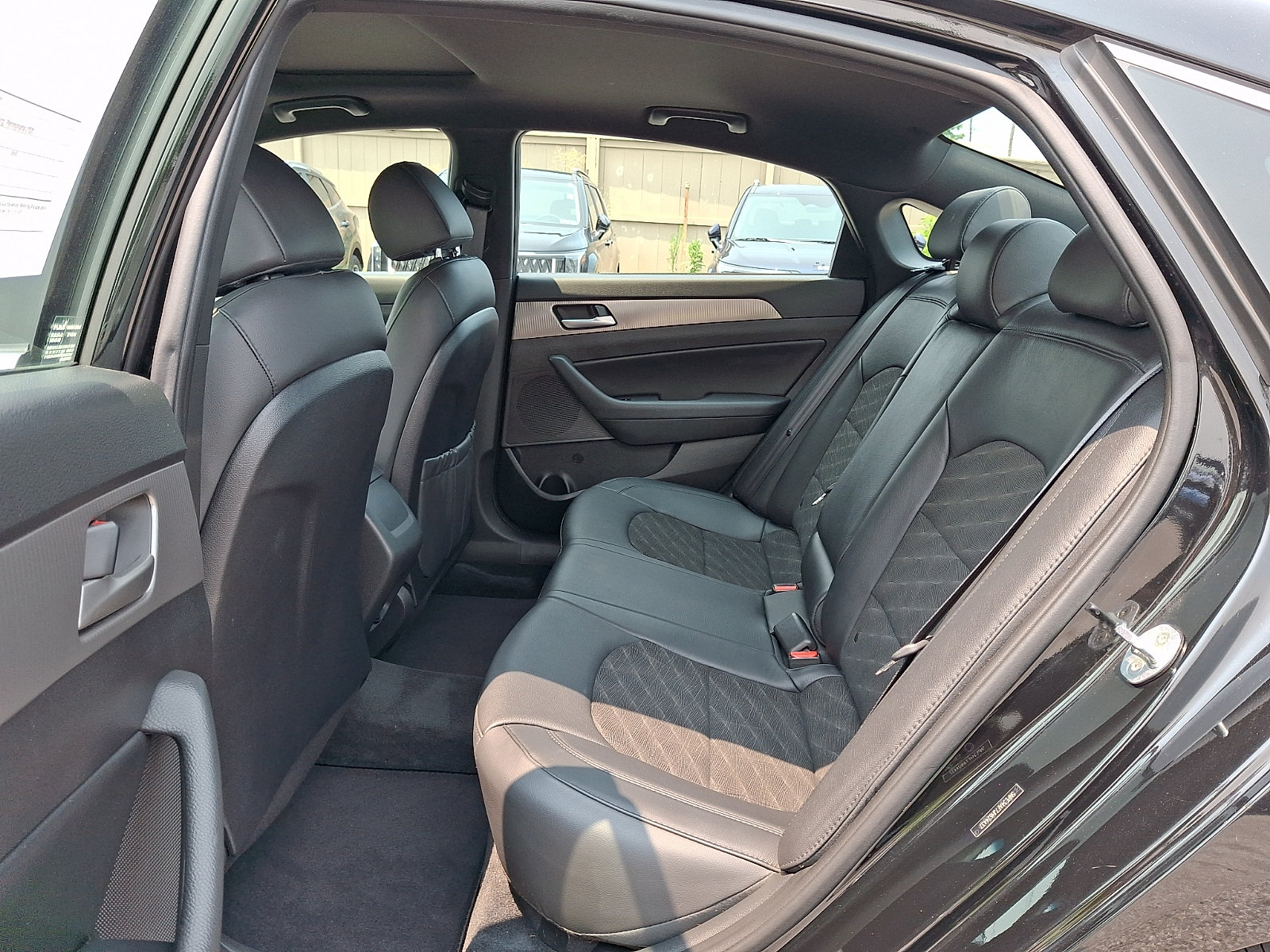 Used 2018 Hyundai Sonata Sport FWD image 11