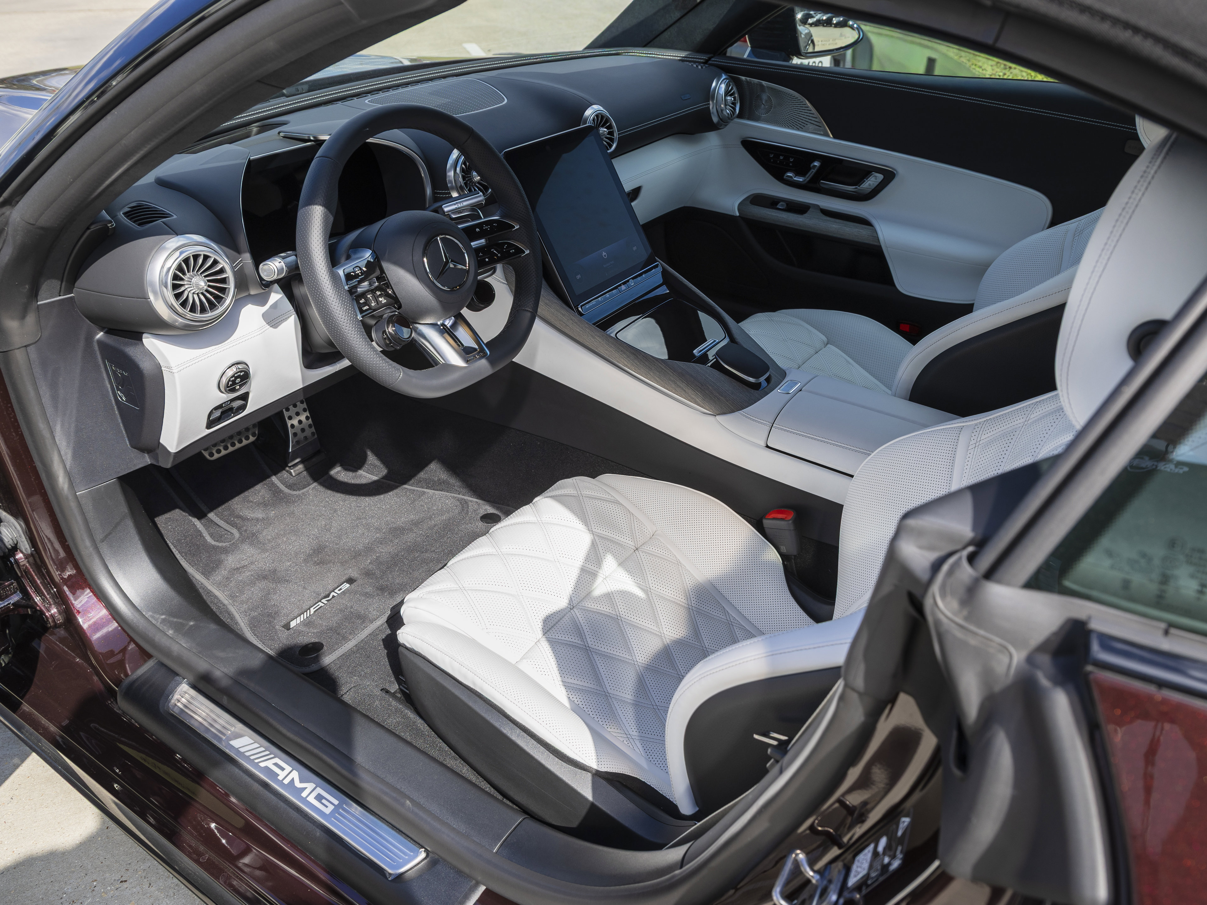 Used 2025 Mercedes-Benz SL 55 AMG 4MATIC image 15