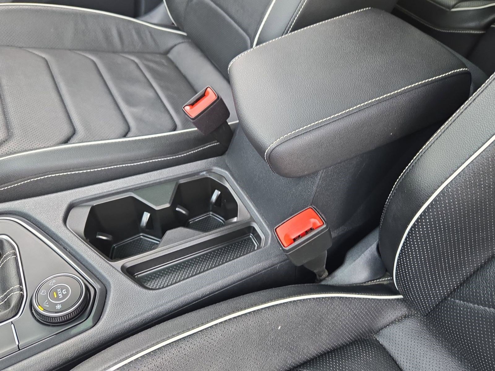 Used 2023 Volkswagen Tiguan SEL R-Line image 26