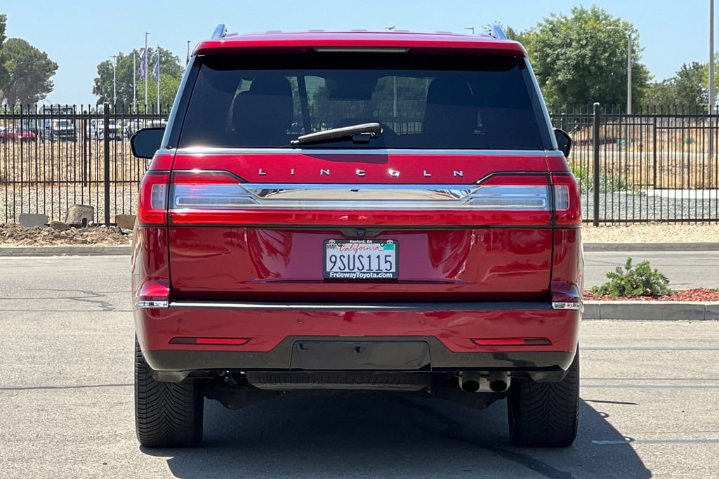 Used 2018 Lincoln Navigator Reserve w/ Technology Package AWD/4WD image 6
