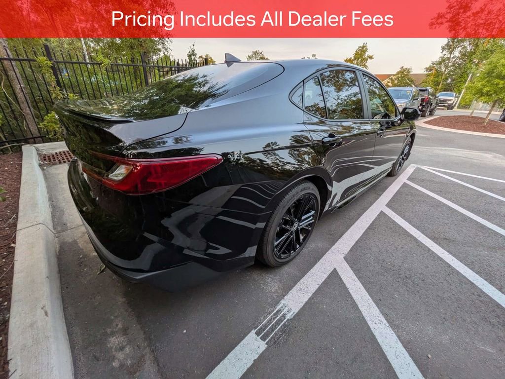 Used 2026 Toyota Camry SE FWD image 7