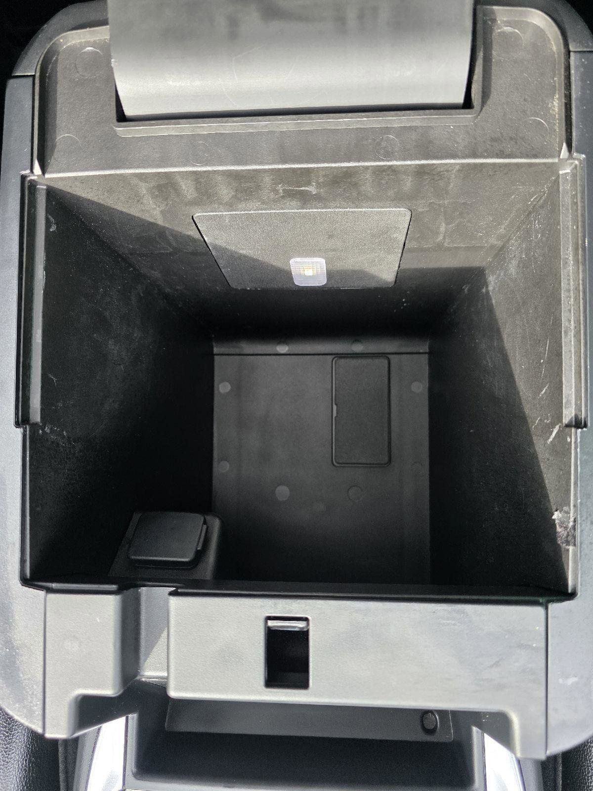 Used 2020 Ford Explorer XLT w/ Equipment Group 202A image 21