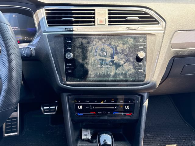 Used 2024 Volkswagen Tiguan SE R-Line AWD/4WD image 28