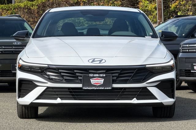 New 2026 Hyundai Elantra Sport FWD image 3