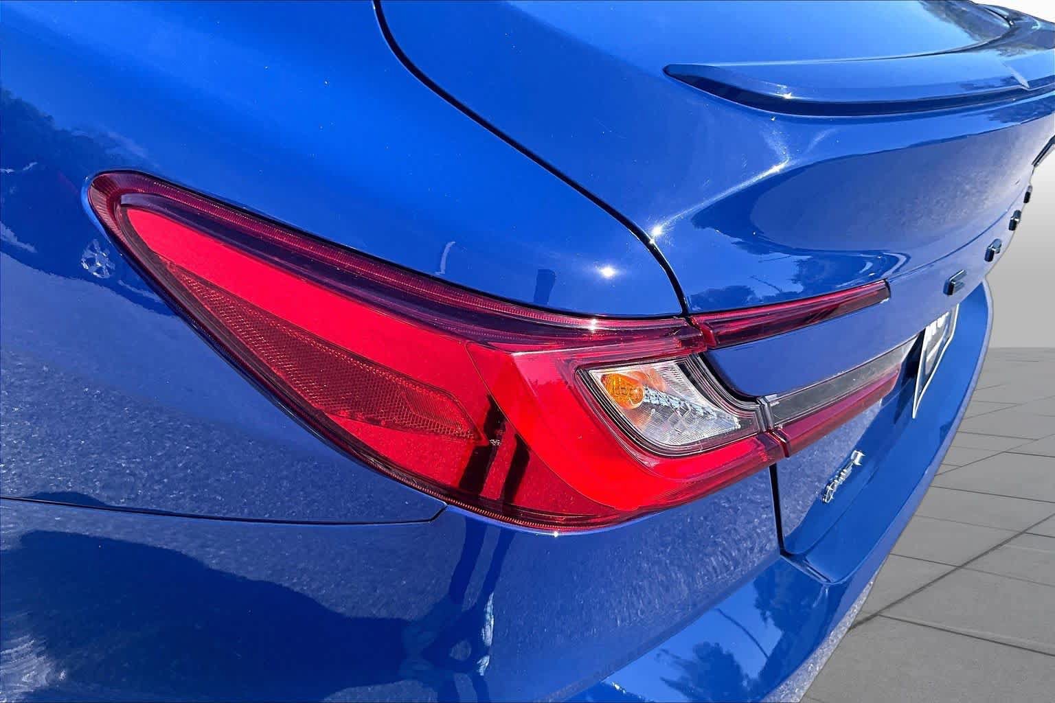 Used 2025 Toyota Camry SE FWD image 28