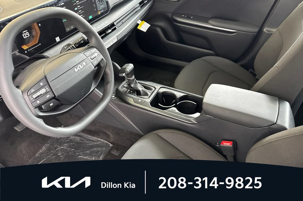 New 2026 Kia K4 FWD image 4