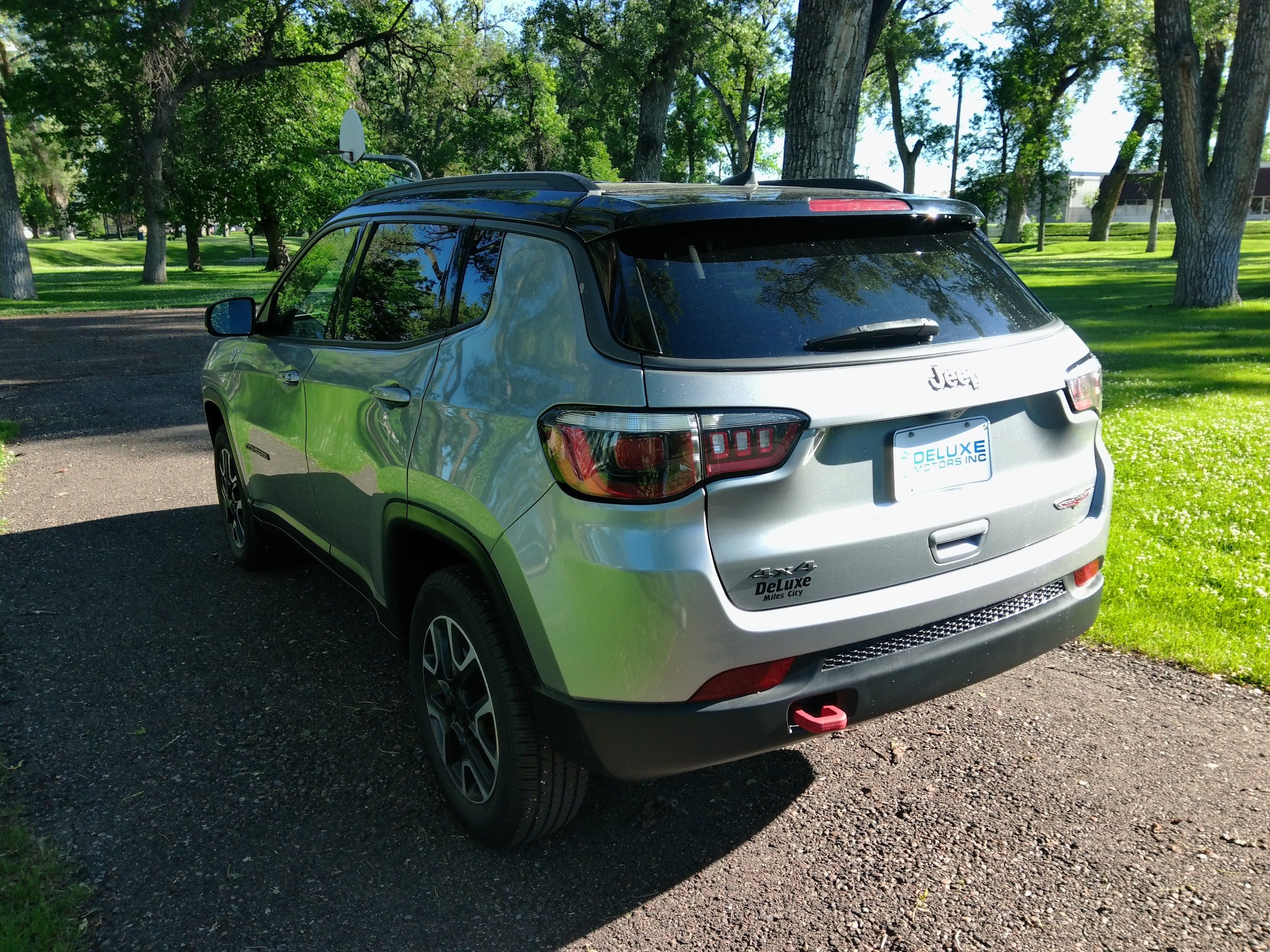 Used 2019 Jeep Compass Trailhawk w/ Cold Weather Group AWD/4WD image 5