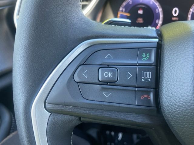 Used 2025 Jeep Grand Cherokee L Altitude image 24