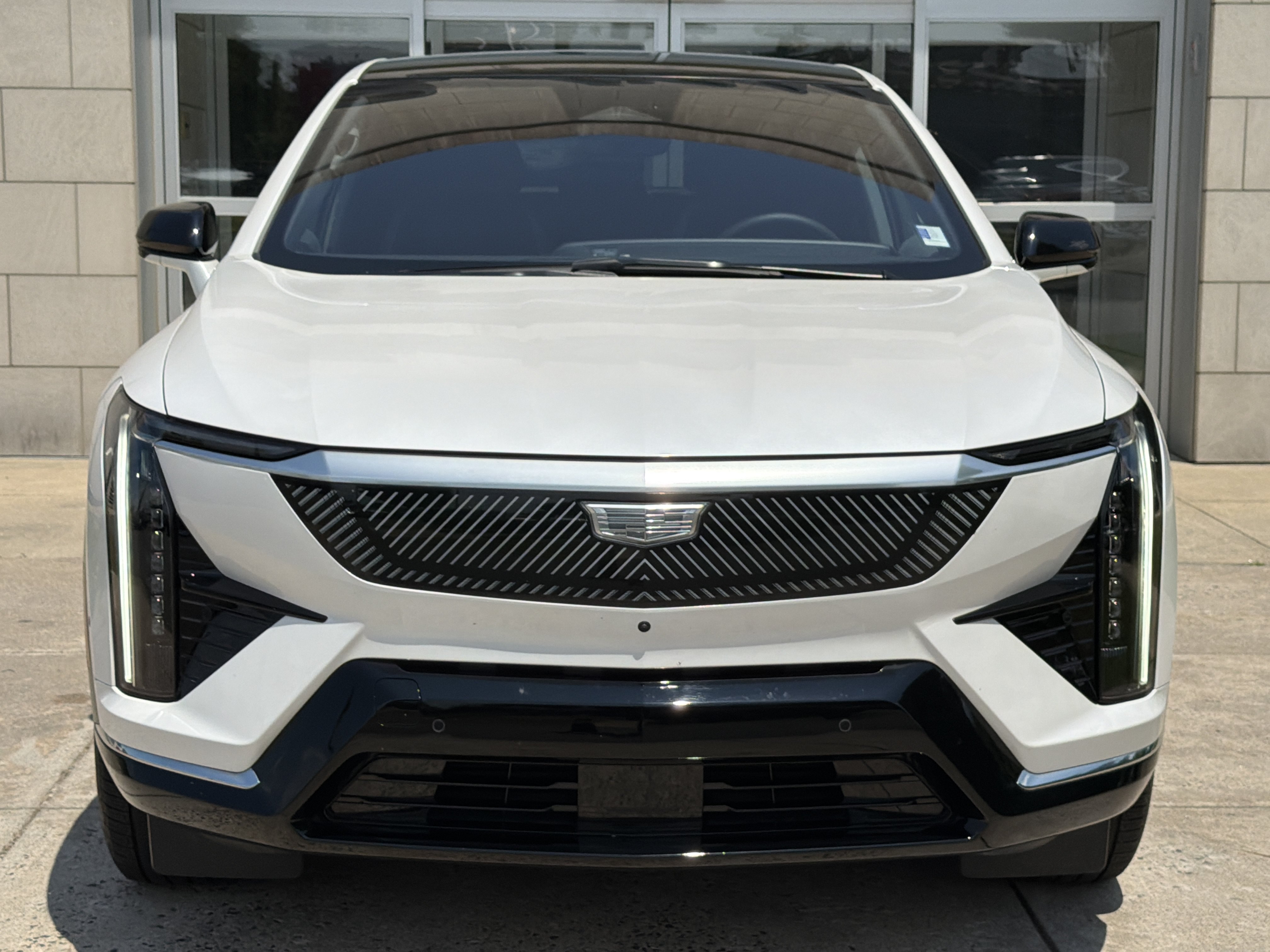 Used 2025 Cadillac Optiq Luxury 1 AWD/4WD image 14