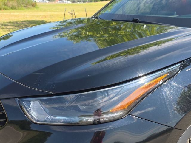 Used 2021 Toyota Highlander XSE FWD image 32