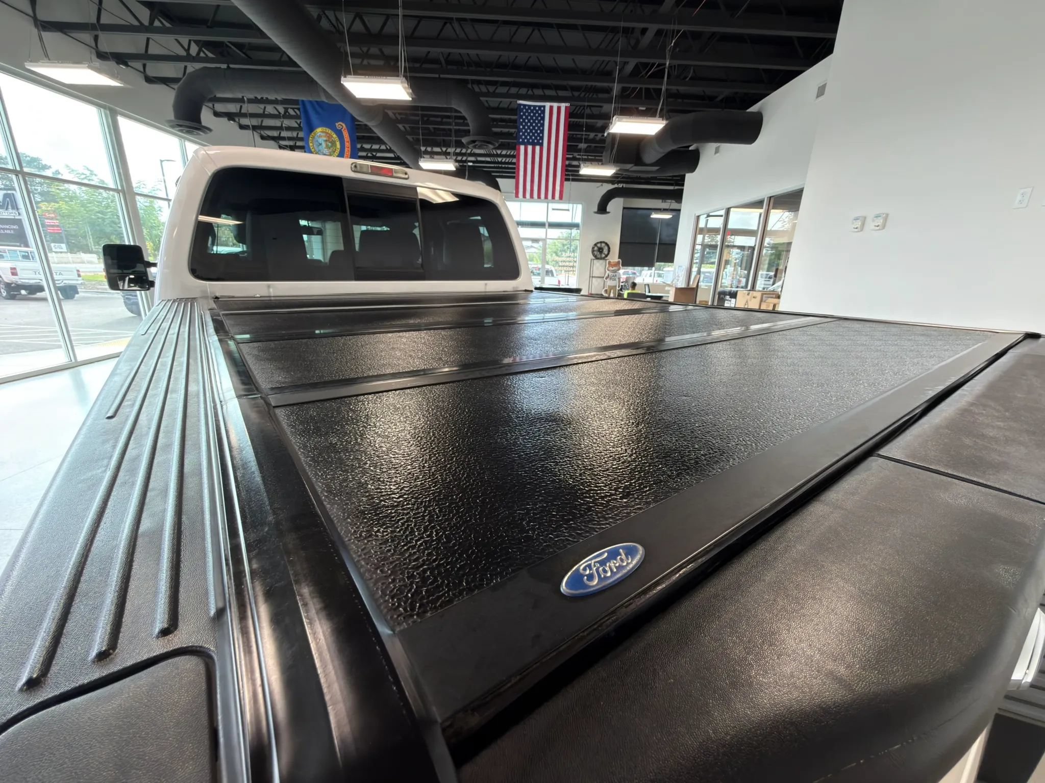 Used 2016 Ford F350 Lariat w/ Lariat Ultimate Package AWD/4WD image 27