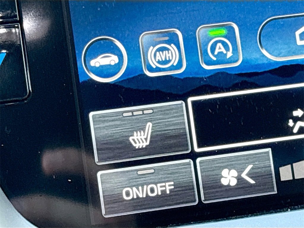 Used 2023 Subaru Outback Onyx Edition image 19