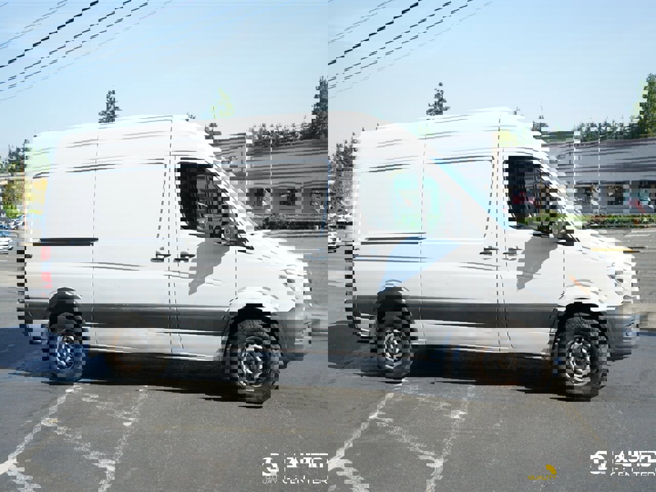 Used 2014 Mercedes-Benz Sprinter 2500 image 3