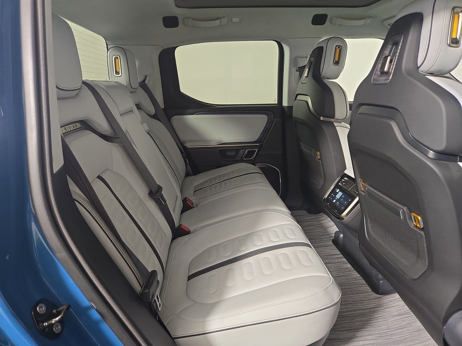Used 2022 Rivian R1T Launch Edition AWD/4WD image 22
