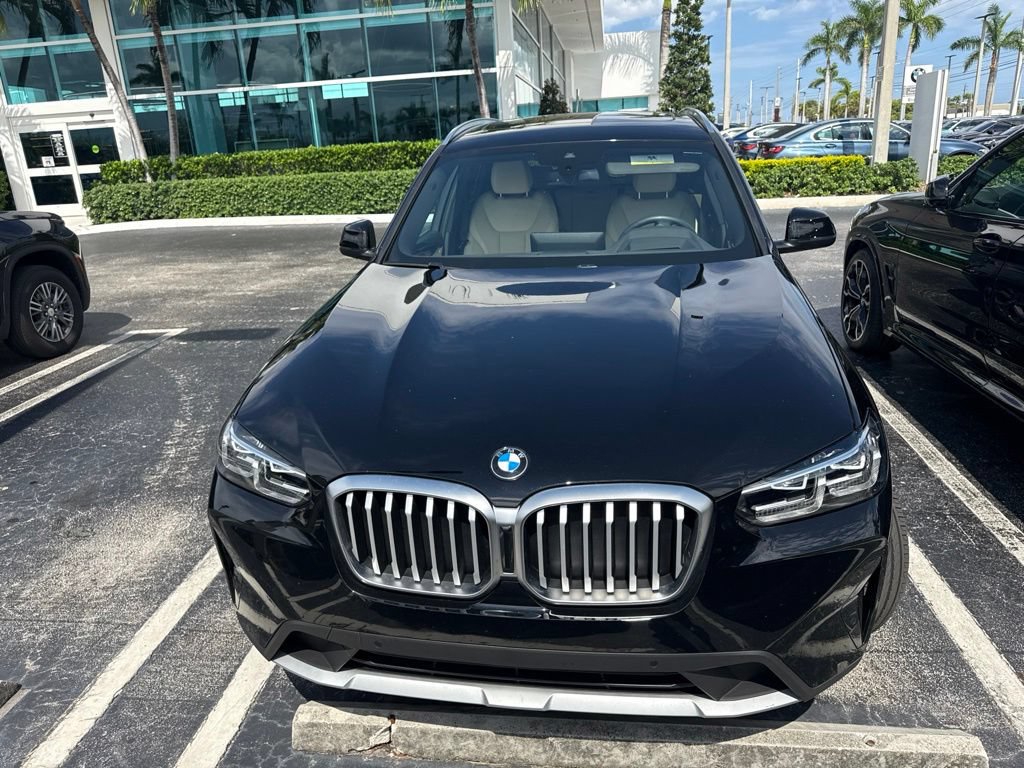 Used 2024 BMW X3 sDrive30i w/ Premium Package RWD image 6