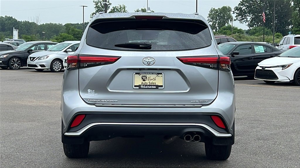 Used 2022 Toyota Highlander XSE image 6