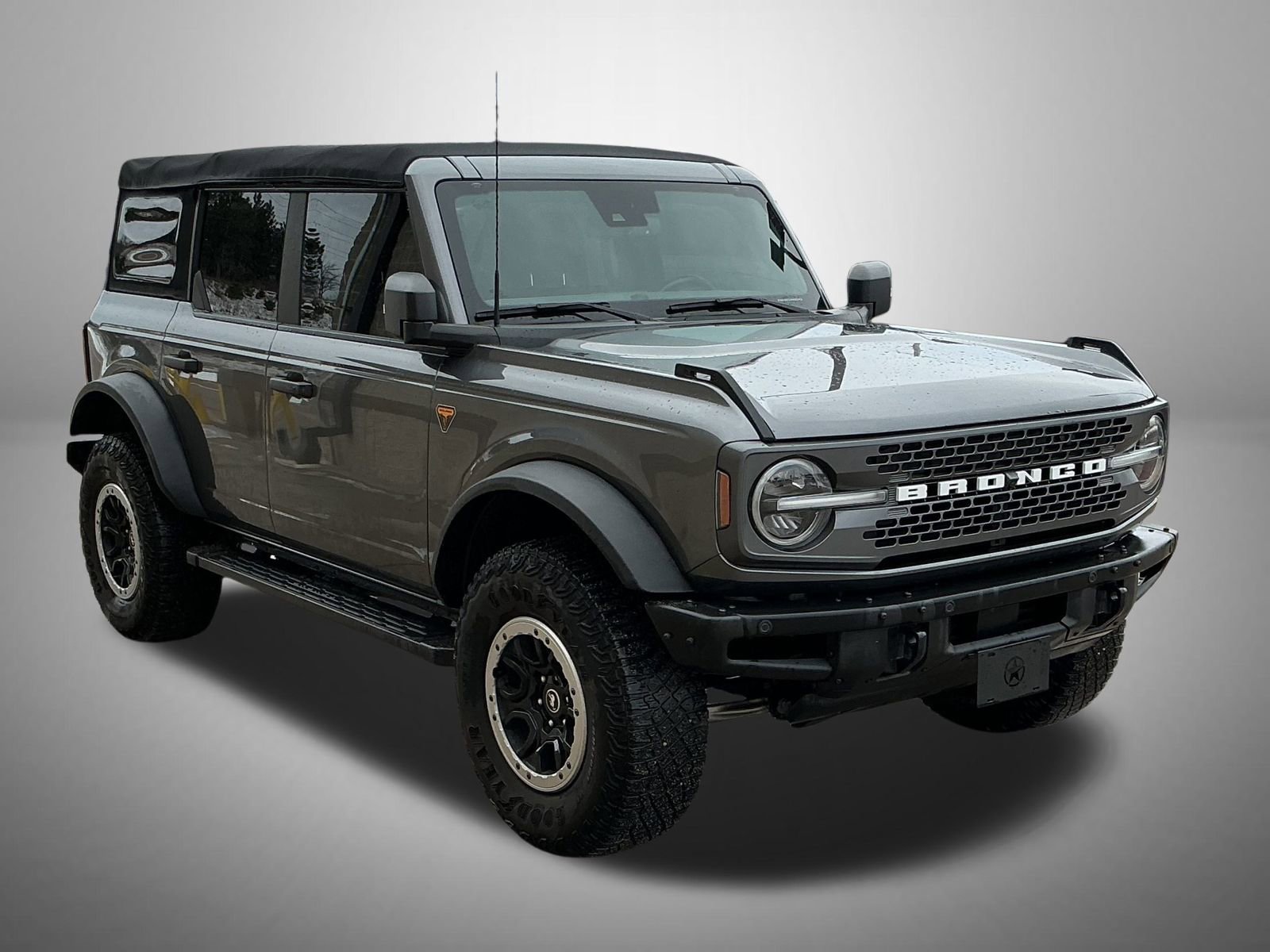Used 2022 Ford Bronco Badlands w/ Sasquatch Package image 2