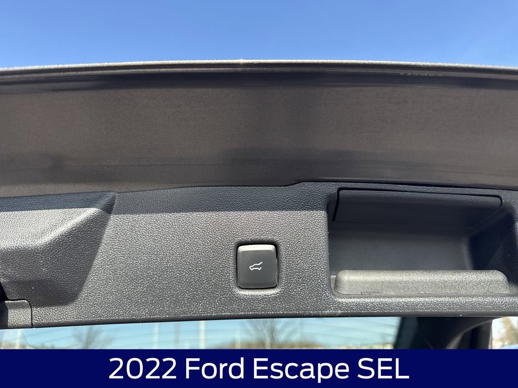 Used 2022 Ford Escape SEL AWD/4WD image 17