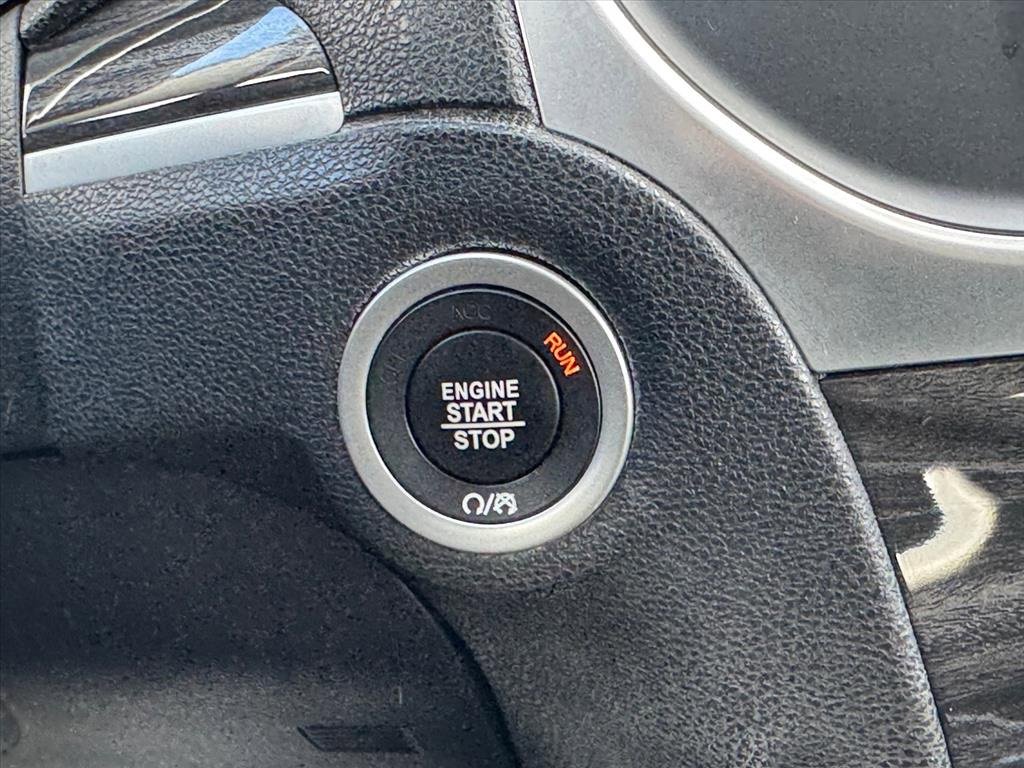 Used 2019 Chrysler 300 Touring w/ Sport Appearance Package image 23