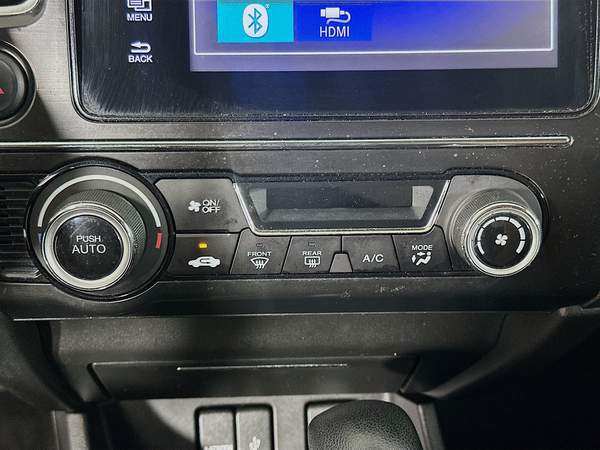 Used 2015 Honda Civic SE image 22