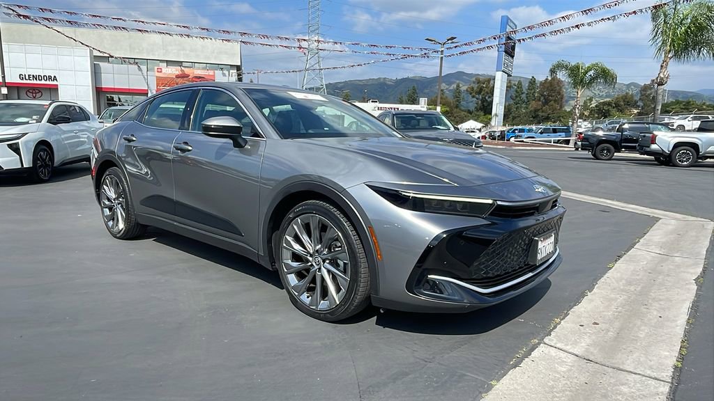 Certified 2025 Toyota Crown Limited image 34