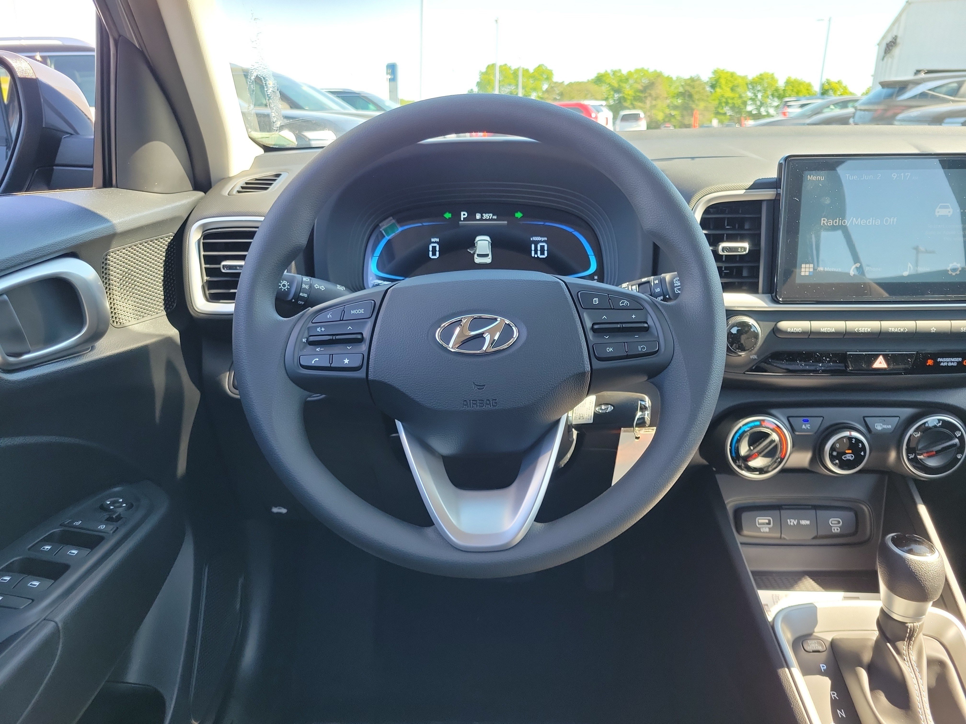New 2026 Hyundai Venue SE FWD image 8