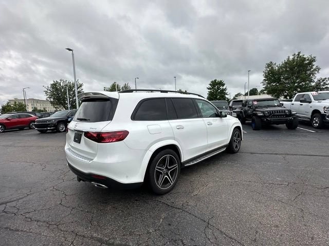 Used 2025 Mercedes-Benz GLS 450 4MATIC w/ AMG Line Exterior image 14