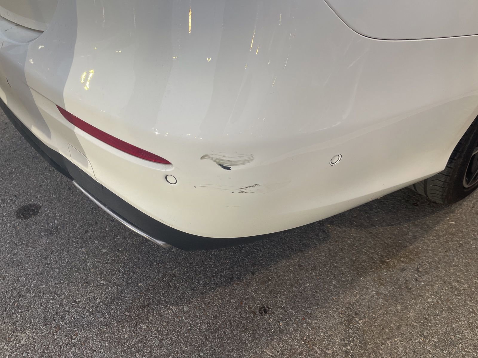 Used 2022 Mercedes-Benz E 350 Sedan image 4