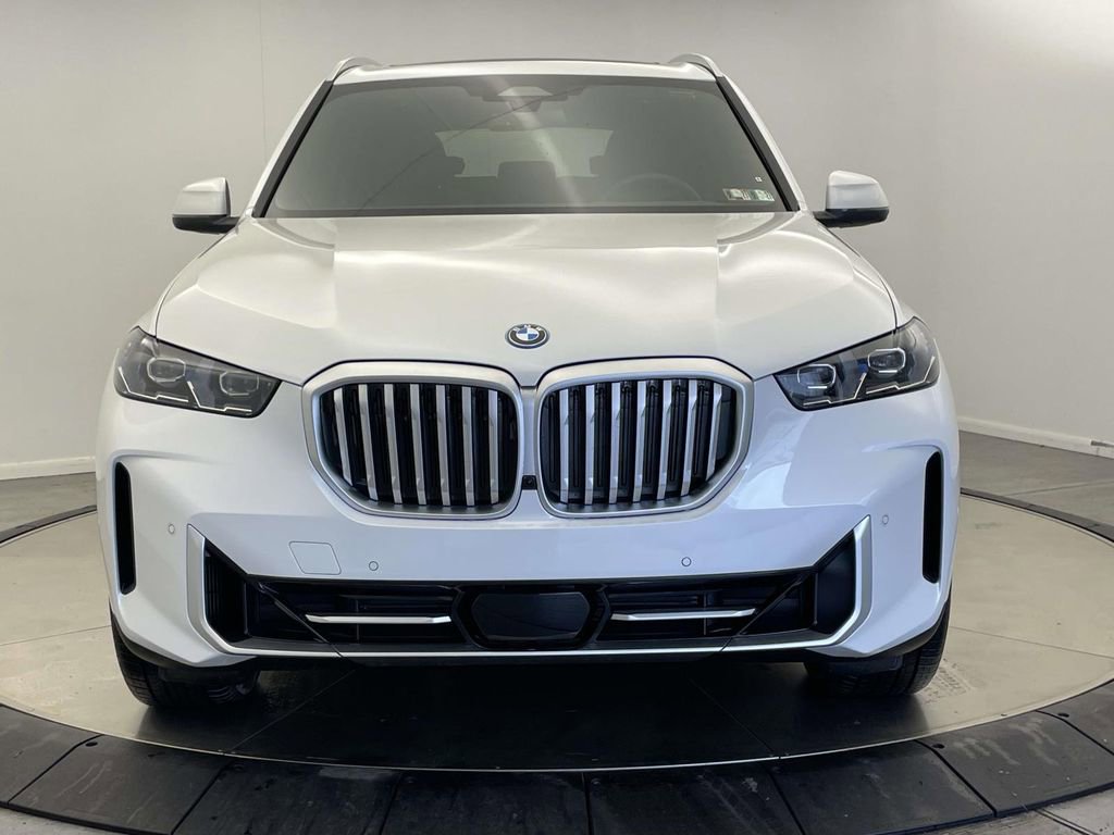 New 2026 BMW X5 xDrive50e AWD/4WD image 8