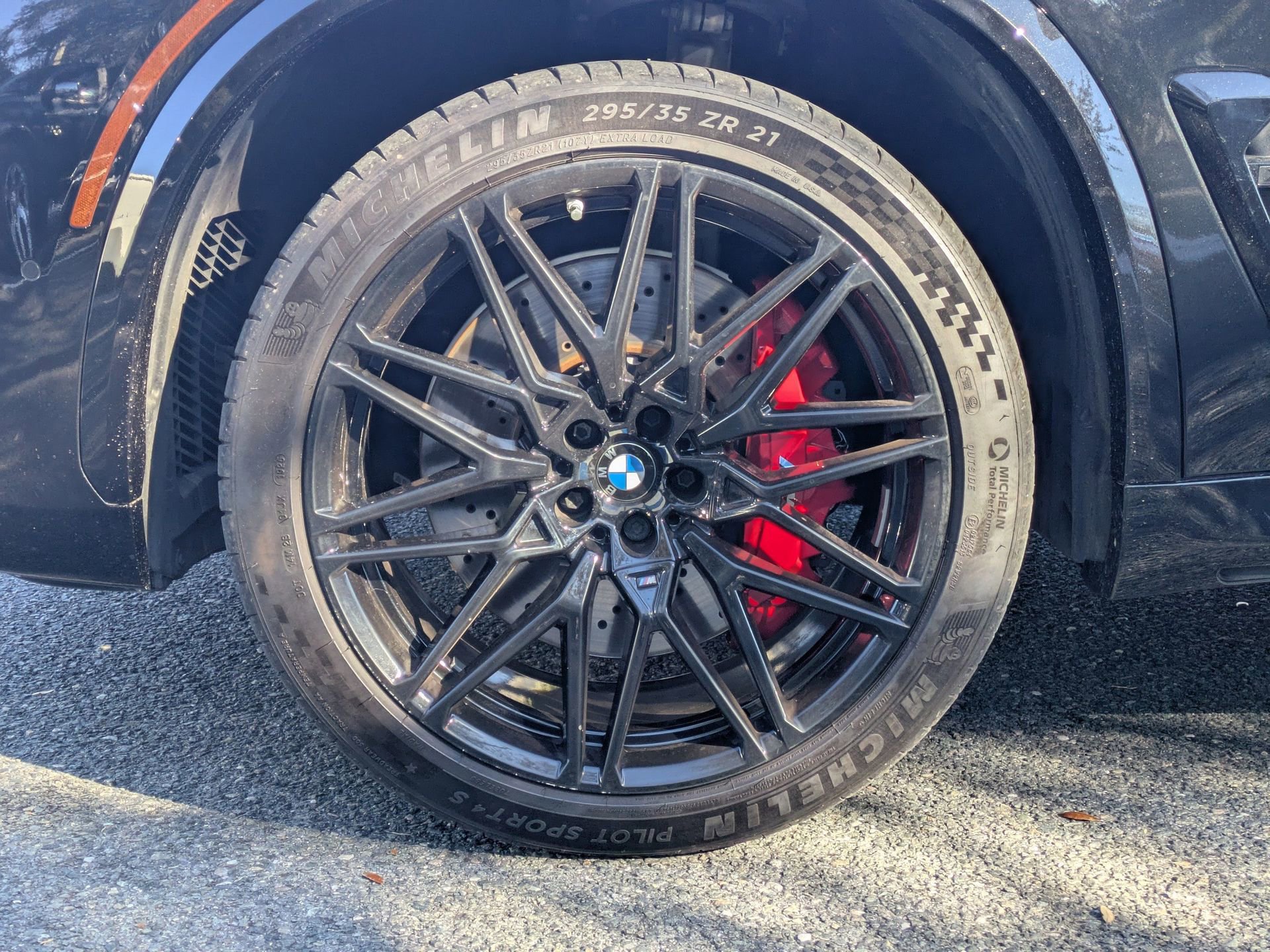 Used 2025 BMW X5 M Competition w/ Executive Package video 2