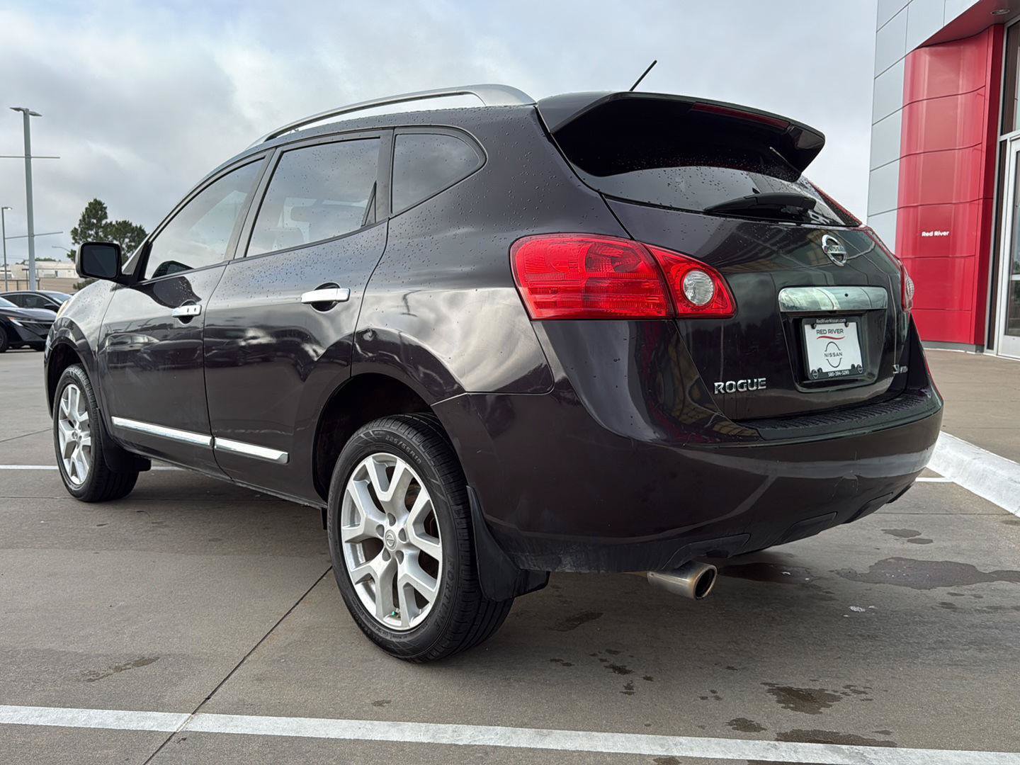 Used 2013 Nissan Rogue SL AWD/4WD image 9