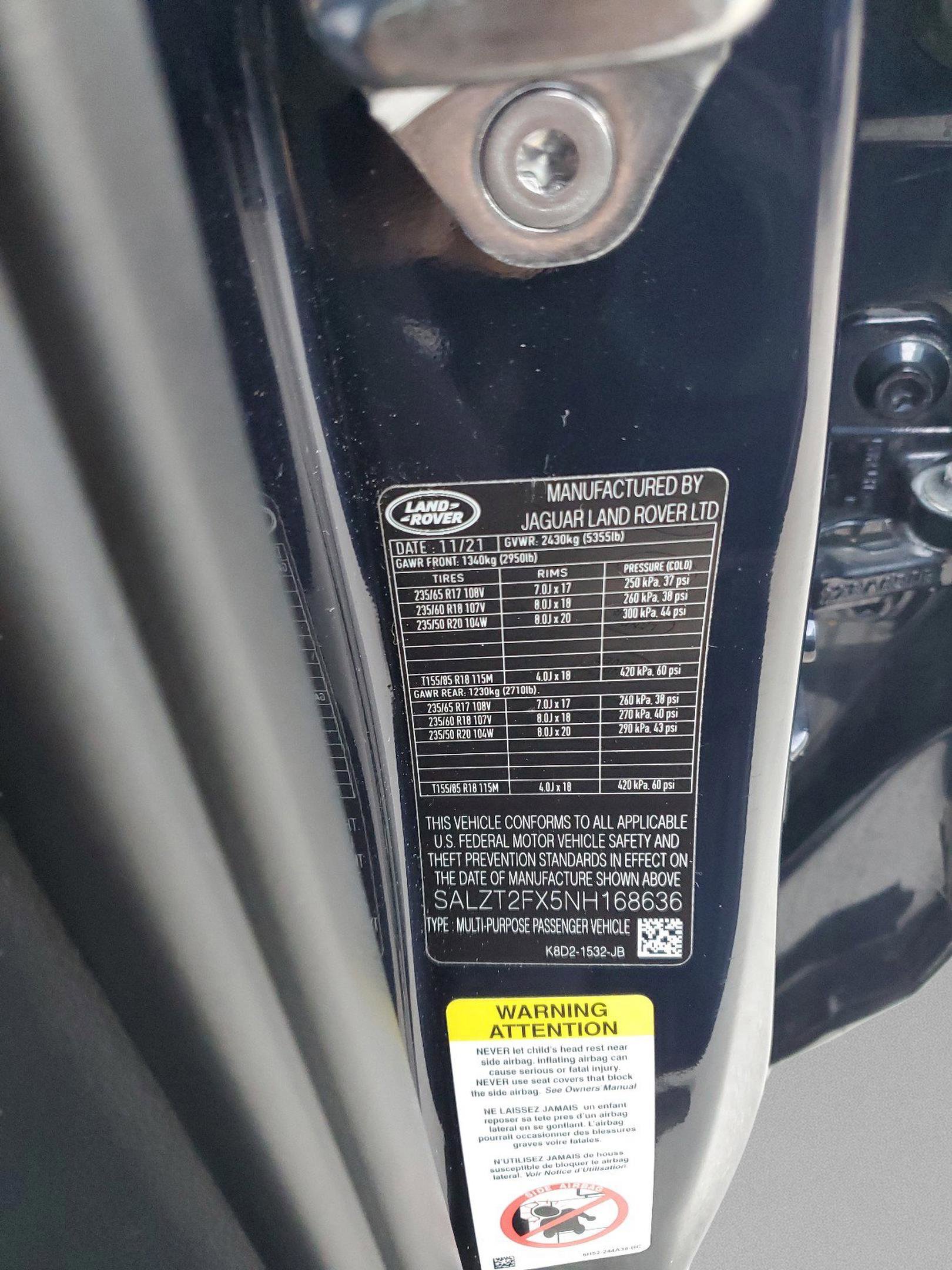 Used 2022 Land Rover Range Rover Evoque R-Dynamic S image 28