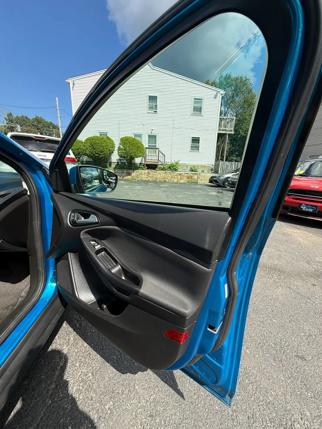 Used 2016 Ford Focus SE FWD image 24