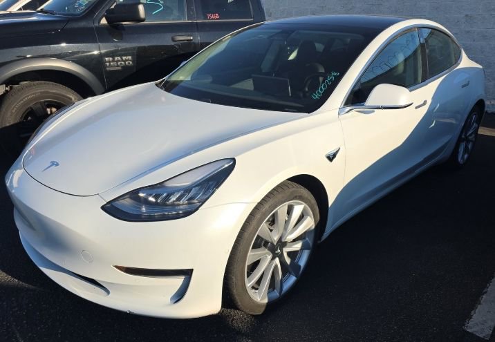 Used 2020 Tesla Model 3 Long Range image 1