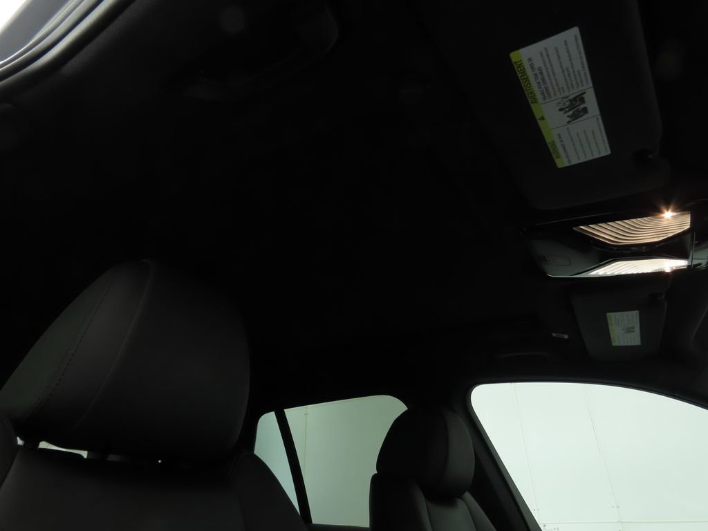 Used 2022 BMW X5 xDrive40i w/ Parking Assistance Package image 19