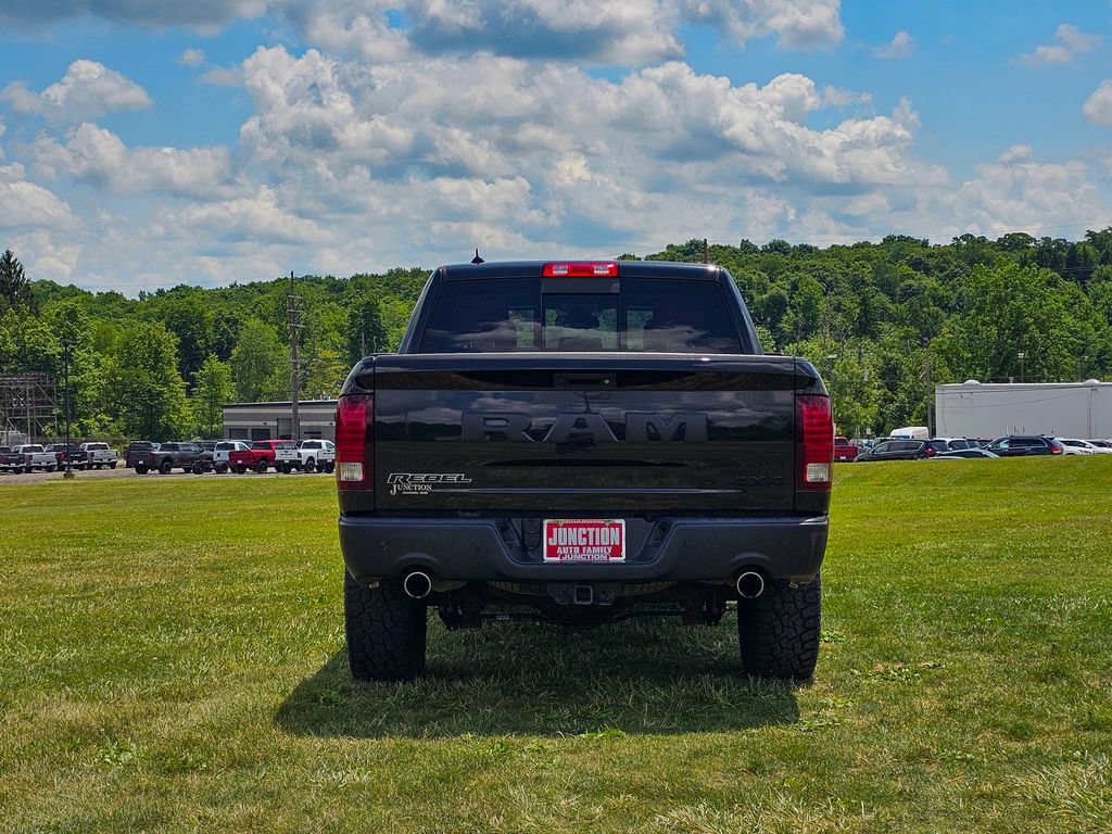 Used 2018 RAM 1500 Rebel w/ Luxury Group AWD/4WD image 4