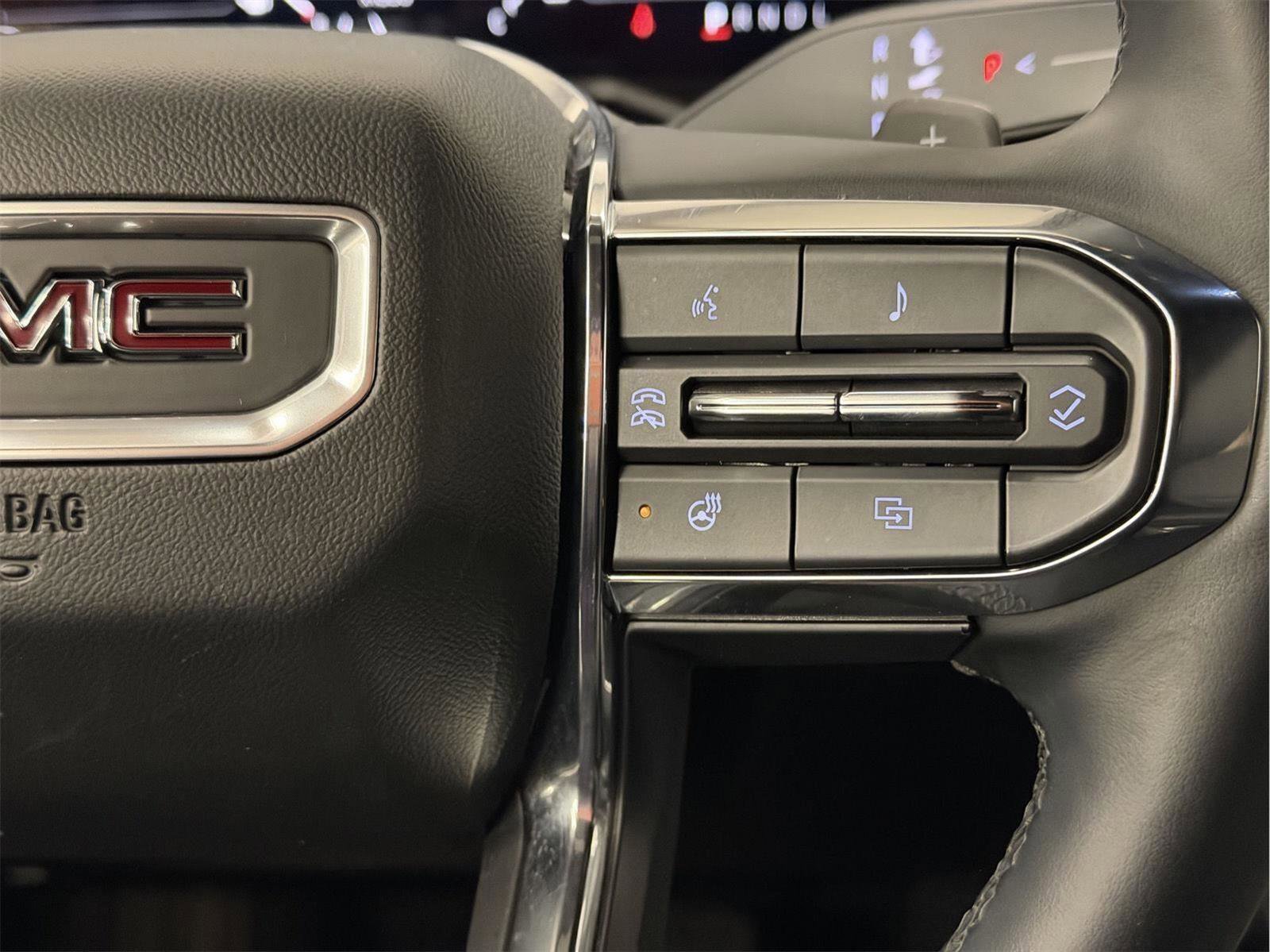 Used 2024 GMC Acadia Elevation image 51