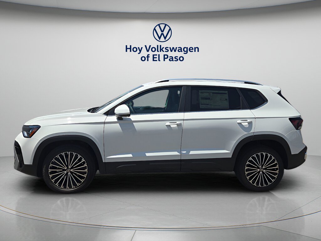 New 2026 Volkswagen Taos SE FWD image 5