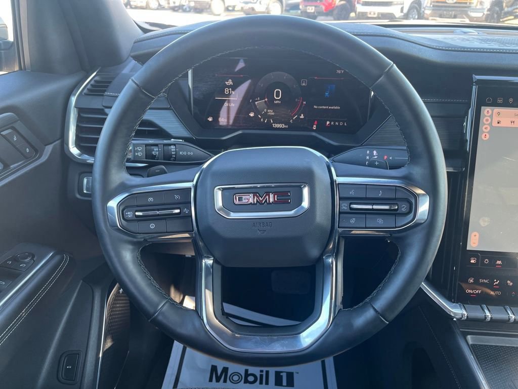 Used 2025 GMC Acadia Elevation image 23