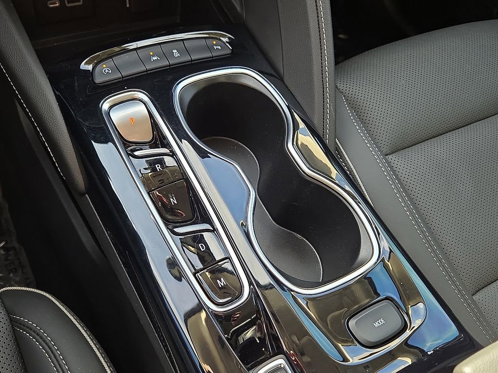 Used 2023 Buick Envision Essence image 30