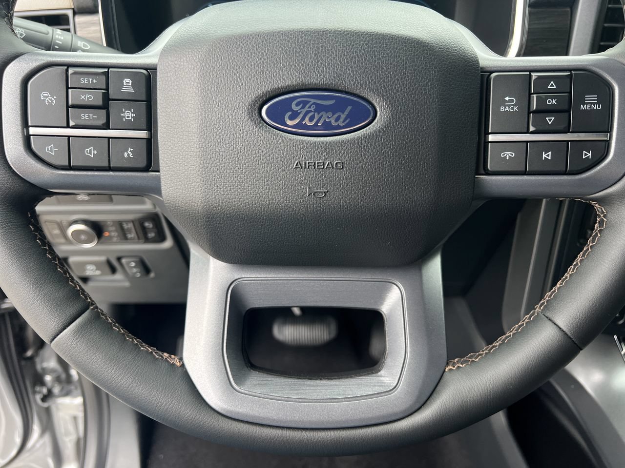 New 2026 Ford F150 Lariat w/ Equipment Group 501A Mid AWD/4WD image 11