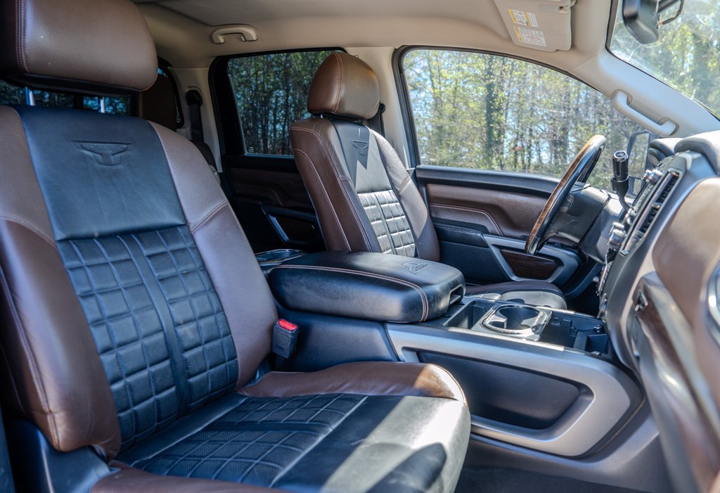 Used 2017 Nissan Titan Platinum Reserve AWD/4WD image 30