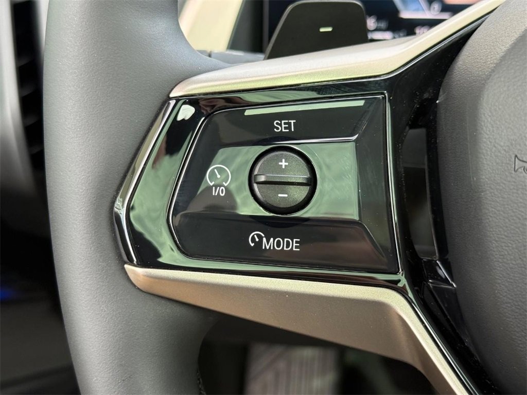 Certified 2025 BMW X3 xDrive30i image 17