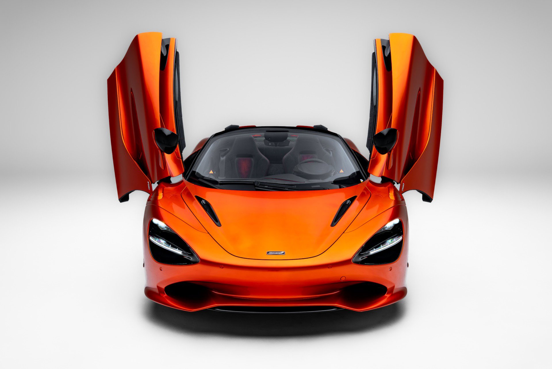 Used 2024 McLaren 750S Spider RWD image 25