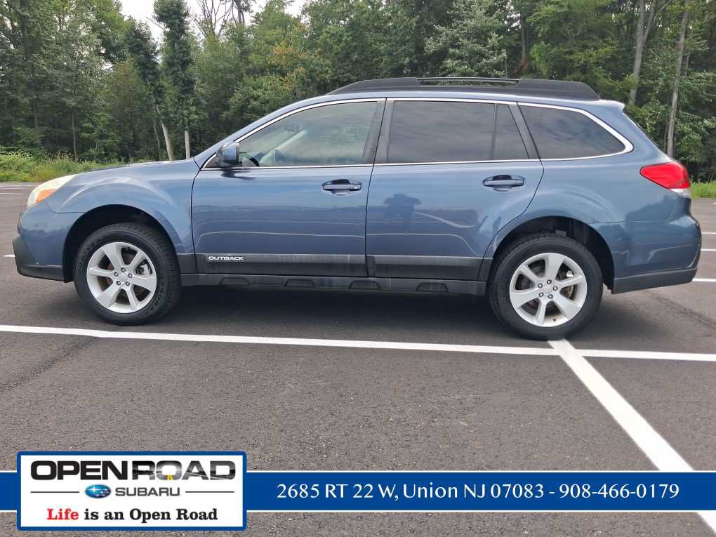 Used 2013 Subaru Outback 2.5i Premium w/ All-Weather Pkg AWD/4WD image 6