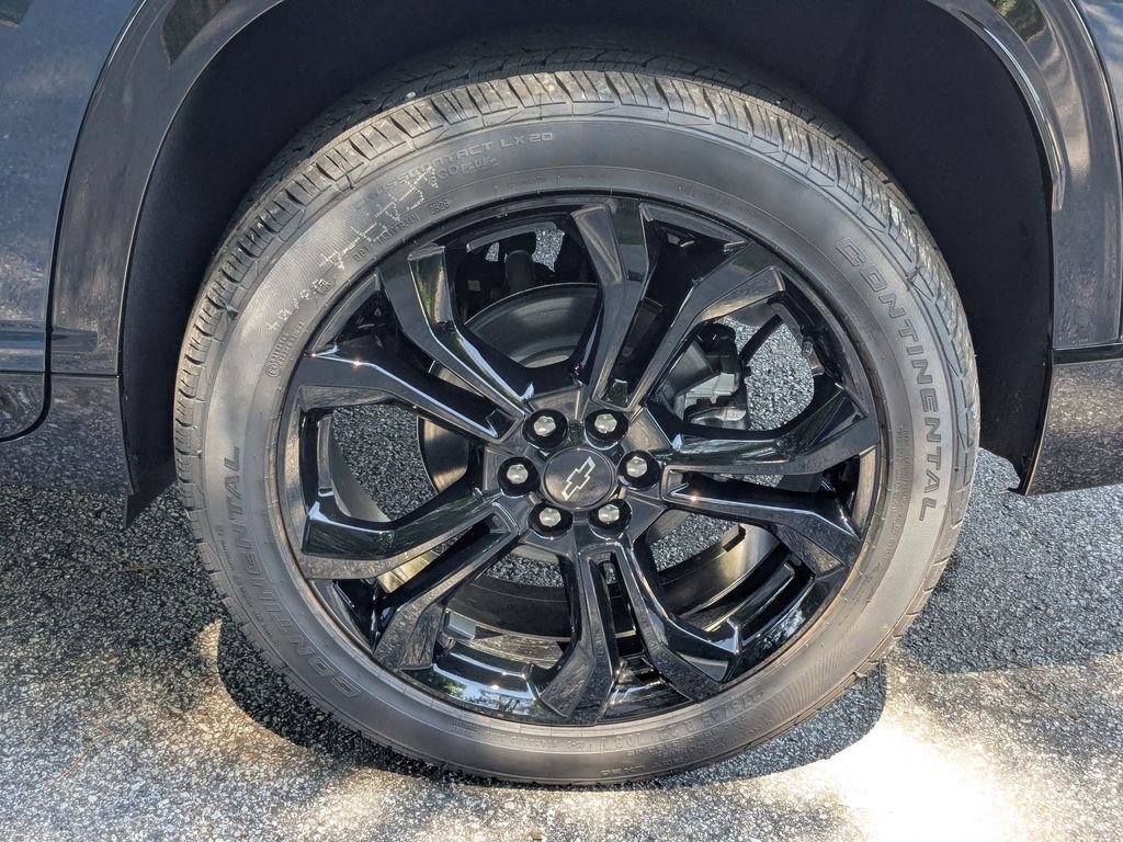 New 2027 Chevrolet Traverse RS FWD image 8