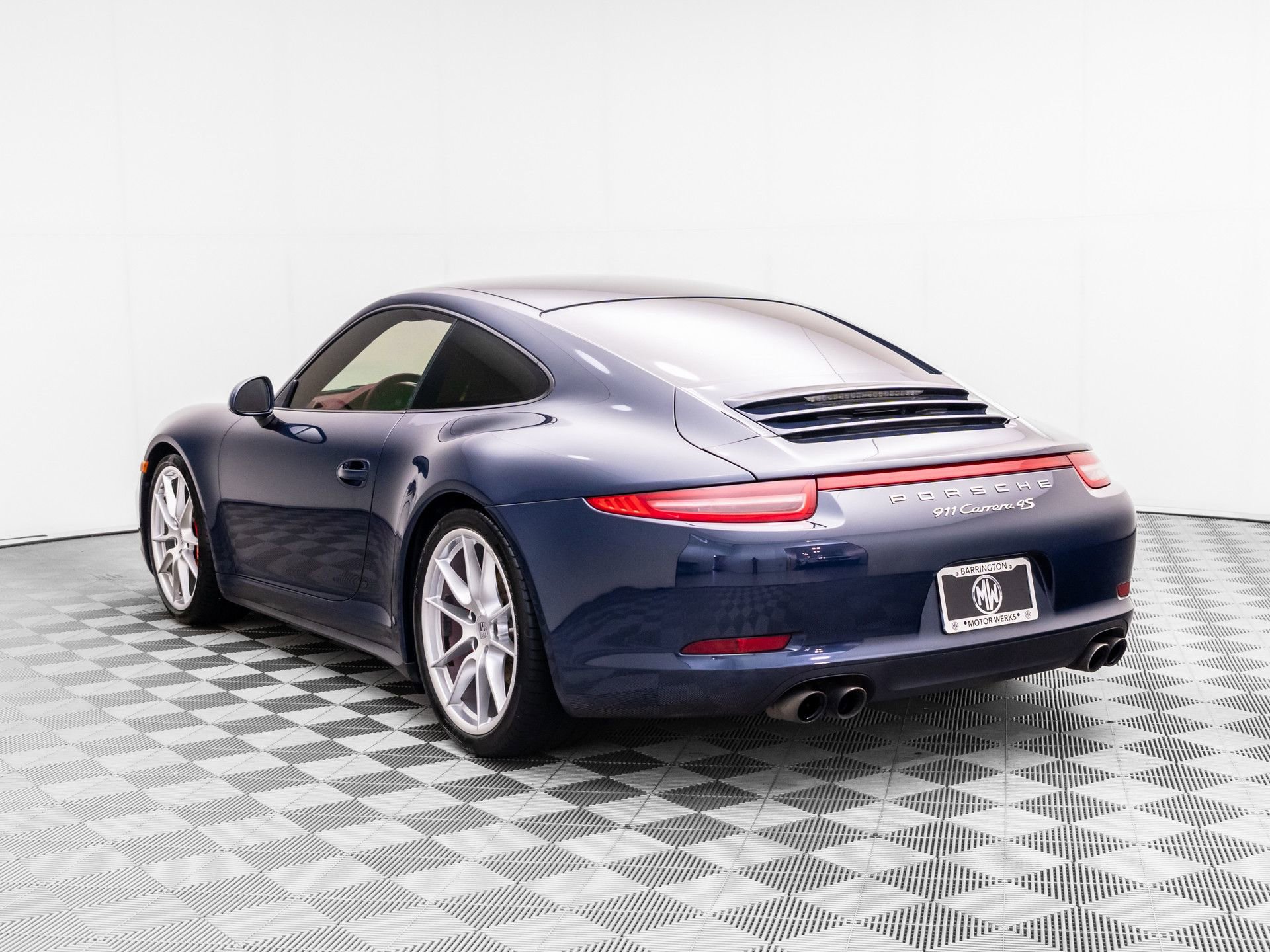 Used 2015 Porsche 911 Carrera 4S AWD/4WD image 3