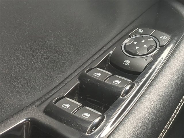 Used 2020 Ford Edge ST image 12