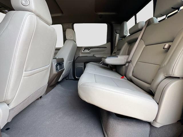 New 2026 GMC Sierra 1500 SLT RWD image 17